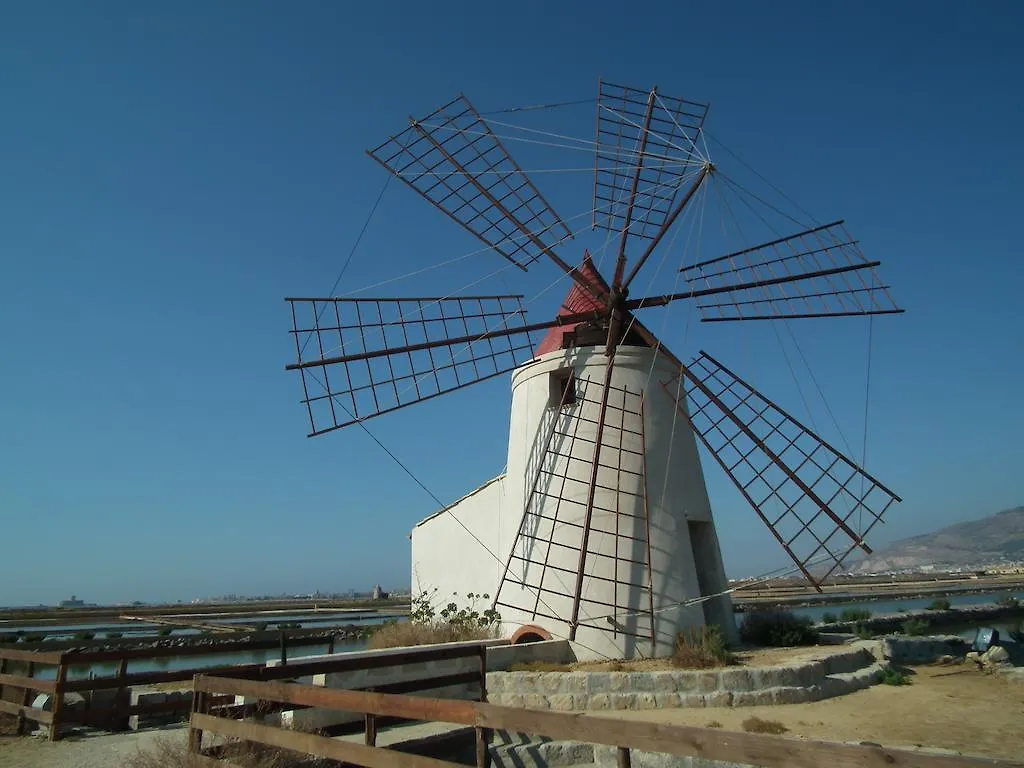 Villa Delle Palme Delfina Trapani Landhuis