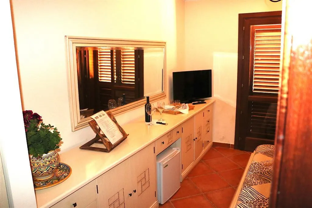 Landhuis Villa Delle Palme Delfina Trapani