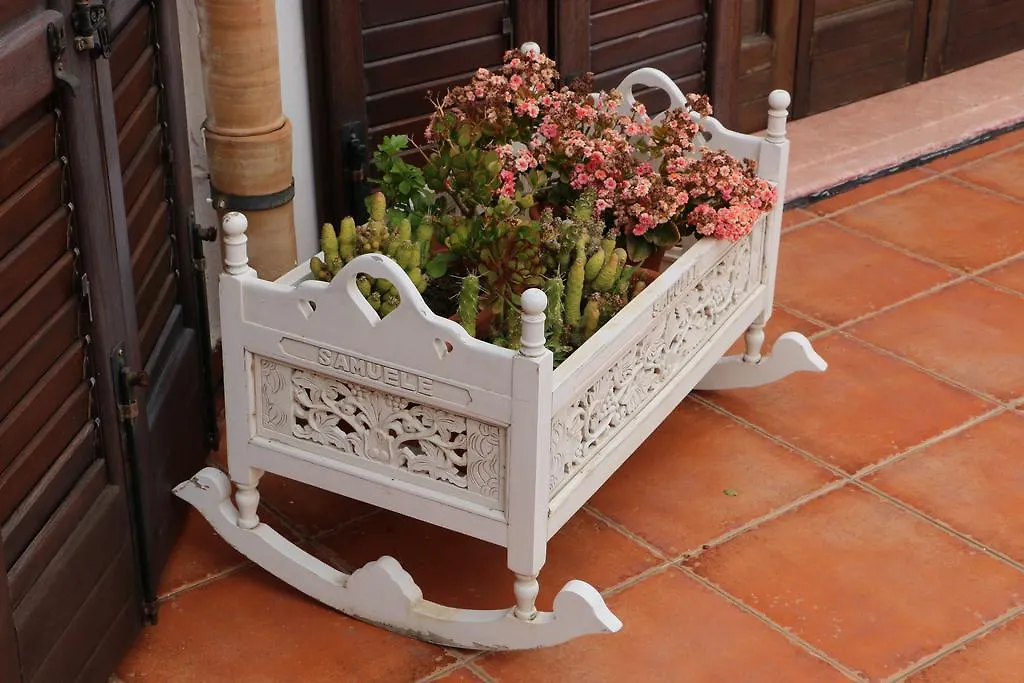 Villa Delle Palme Delfina Trapani Country house