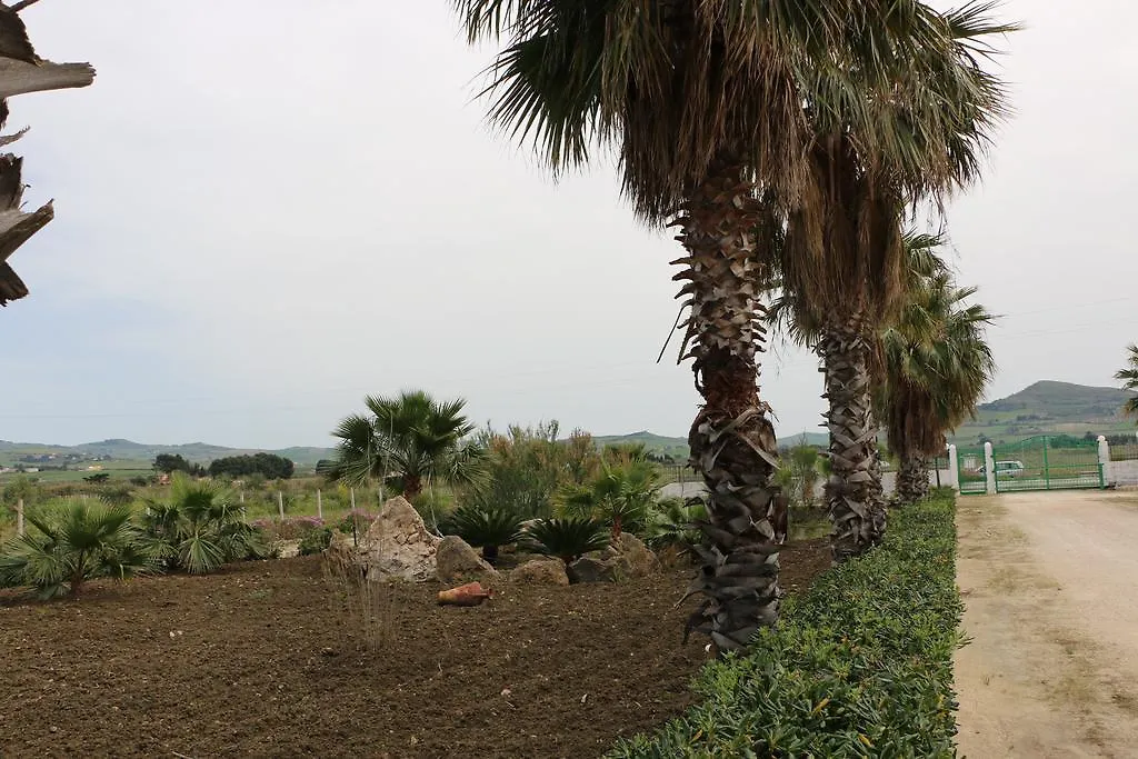Villa Delle Palme Delfina Trapani 0*,
